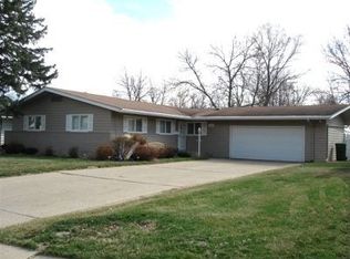 3440 Court St, Sioux City, IA 51104