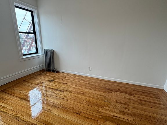 5th image of 3291 Hull Ave APT 53
