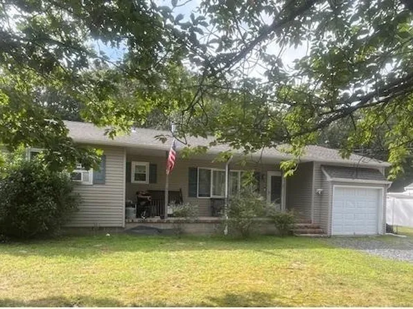 61 Leitz Blvd, Little Egg Harbor, NJ 08087