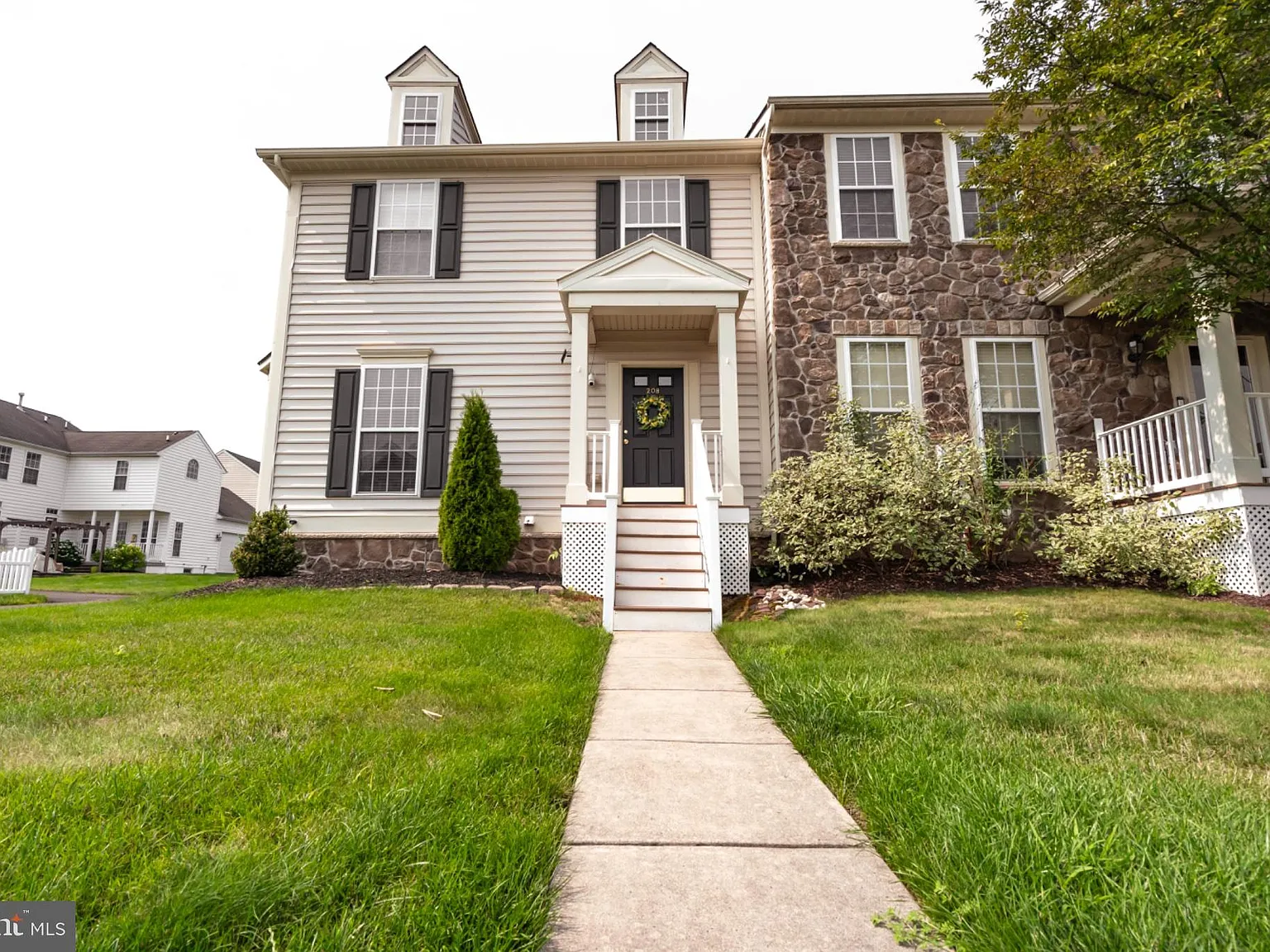 3 bed, 2.5 bath, 1488 sqft, $2,900 — Photo 4