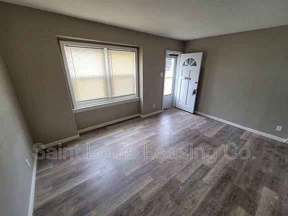 4th image of 10308 Saint Joan Ln