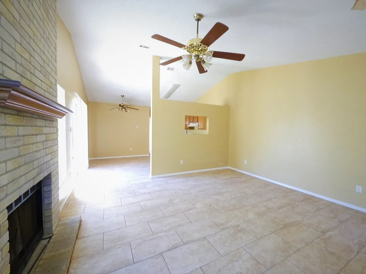 Building Photo - 1510 Westway Dr