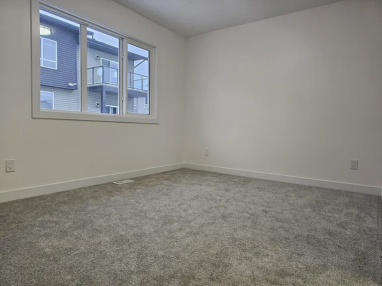 740 Daniels Way SW #8 — Photo 16
