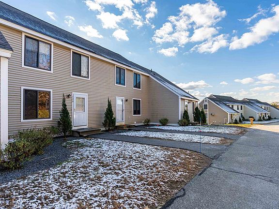 2nd image of 130 Treadway Ln #130