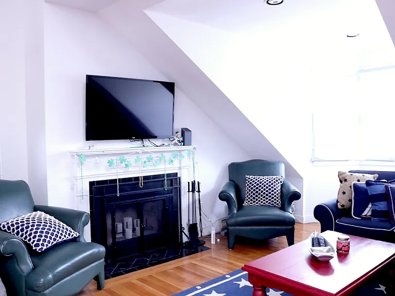 1750 Washington St #11 — Photo 1