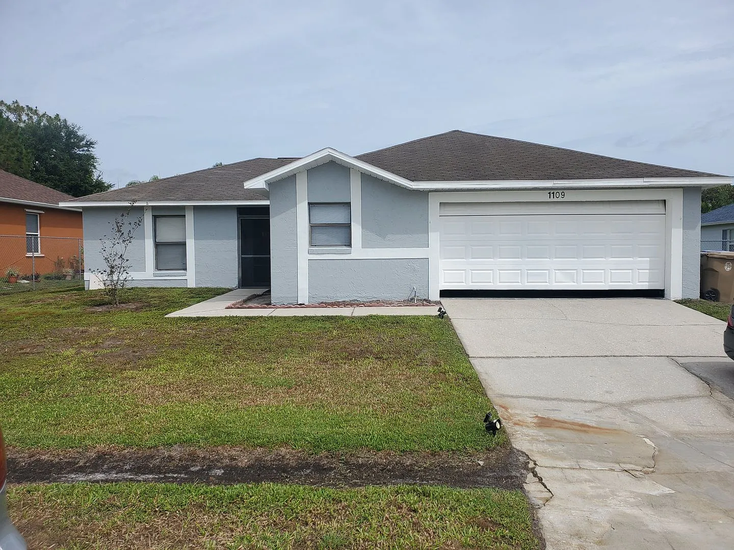 Poinciana Property — Photo 1
