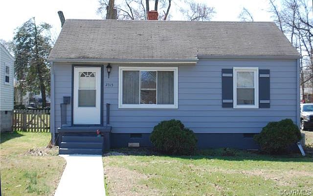 1st image of 2315 Oakwood Ln