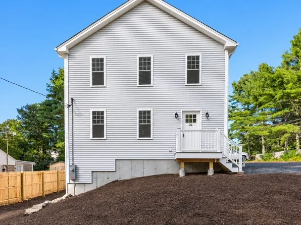 22 Morrison St, Wareham, MA 02571