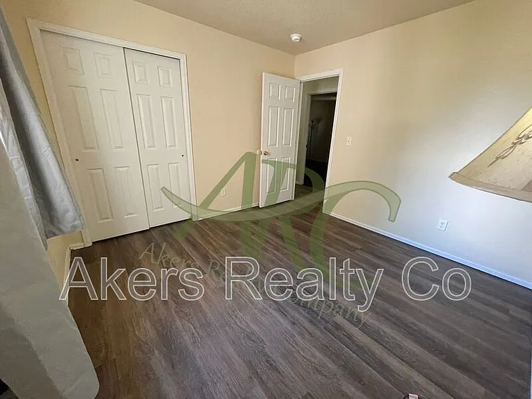 746 S Legend Ln — Photo 10