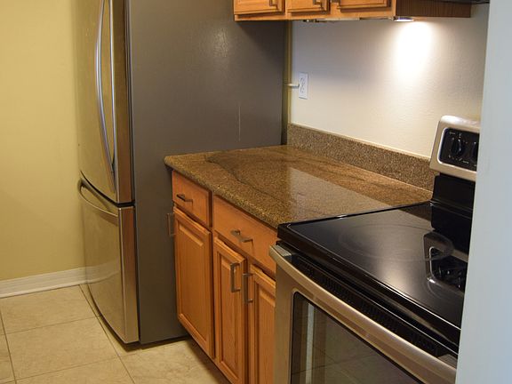 4th image of 55 Sea Park Blvd APT 316