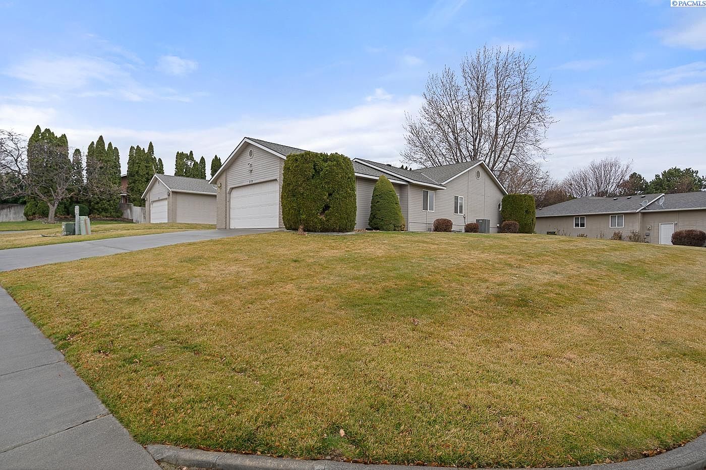 219 W Canyon Lakes Dr, Kennewick, WA 99337 Zillow