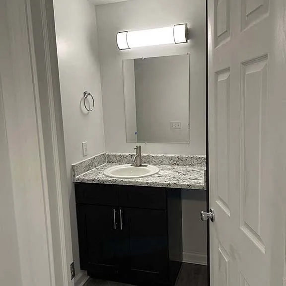 Camelot East Apartments — Photo 16