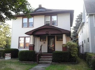 966 Berwin St, Akron, OH 44310
