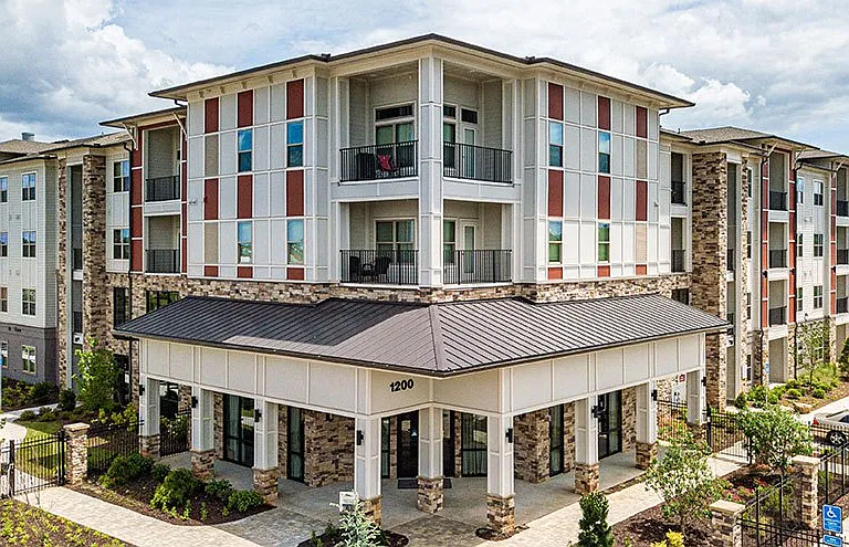 Canyon Springs Apartments — Photo 2