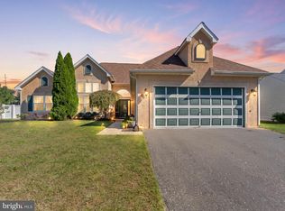 88 Sunset Dr, Mount Royal, NJ 08061