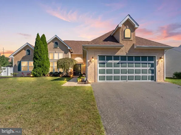 88 Sunset Dr, Mount Royal, NJ 08061