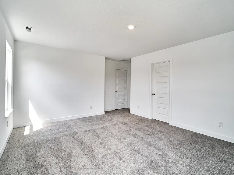404 W Monroe St — Photo 51