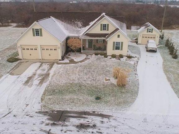 2nd image of 7017 Greenbush Ln