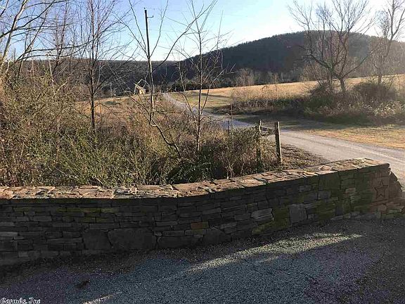 5th image of 1021 Shipman Dr
