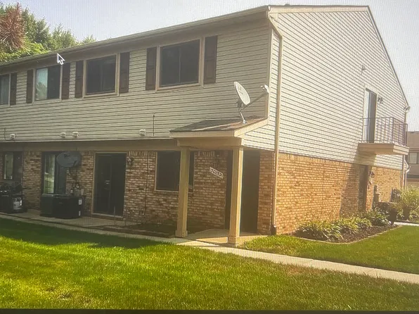 50159 N Benny Ct, Chesterfield, MI 48047