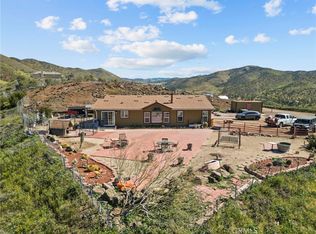 33330 Palen Rd, Agua Dulce, CA 91390