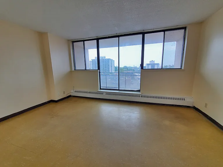 401 Princess St — Photo 25