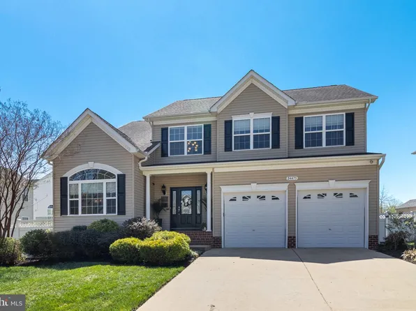 24475 Broad Creek Dr, Hollywood, MD 20636