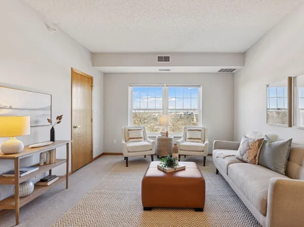 4824 E 53rd St APT 501, Minneapolis, MN 55417