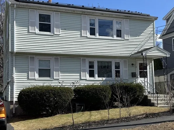 8-10 Acorn St, Waltham, MA 02453