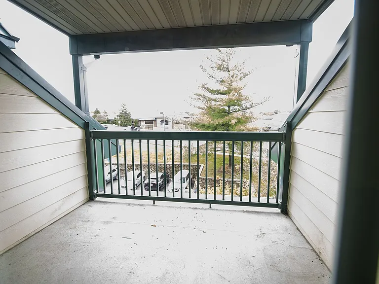 1100 Club Village Dr — Photo 22