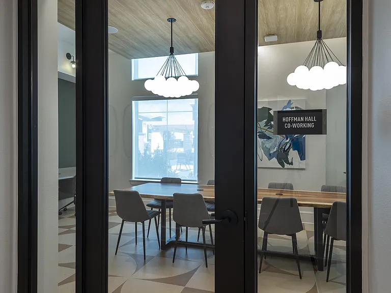 Domain Benbrook — Photo 14