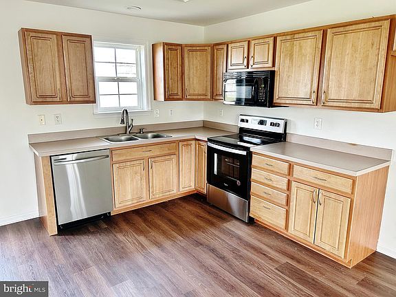 4th image of 124 Penn Oak Dr