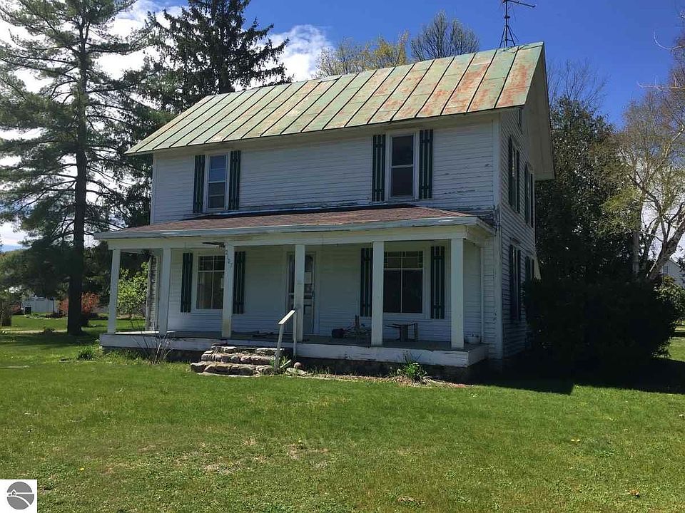 1st image of 2107 Lincoln St