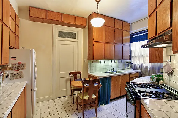 Sold by Corcoran | media 21