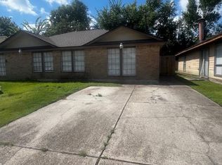 10022 Sharpton Dr, Houston, TX 77038