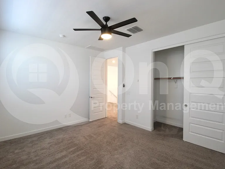 1158 E Sabino Dr — Photo 16