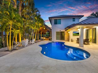 9806 SE Landing Place, Tequesta, FL 33469