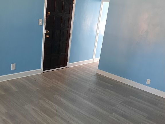 5th image of 1875 Amsterdam Ave #2E