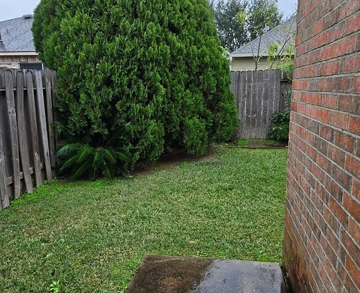 2707 Hewn Rock Way — Photo 3