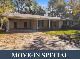 118 Chiswick Cir, Jackson, MS 39211