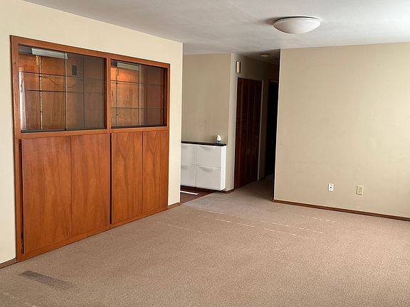 5th image of 12744 35th Ave NE #A