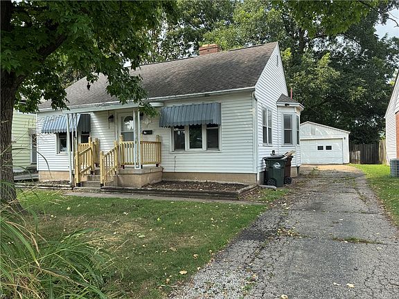 2nd image of 21 Greene St