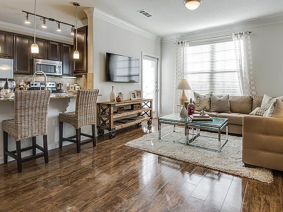 3rd image of 2050 Fm 423 APT 104