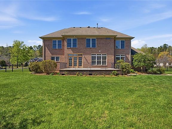 2nd image of 536 Thistley Ln