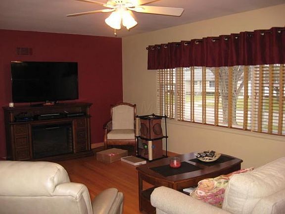 2nd image of 1852 Marrose Dr