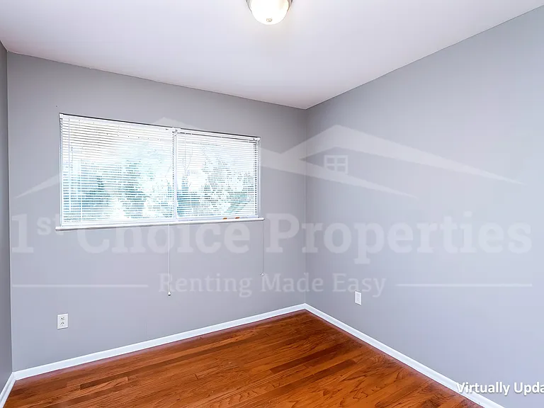 1112 S Gale Dr — Photo 6