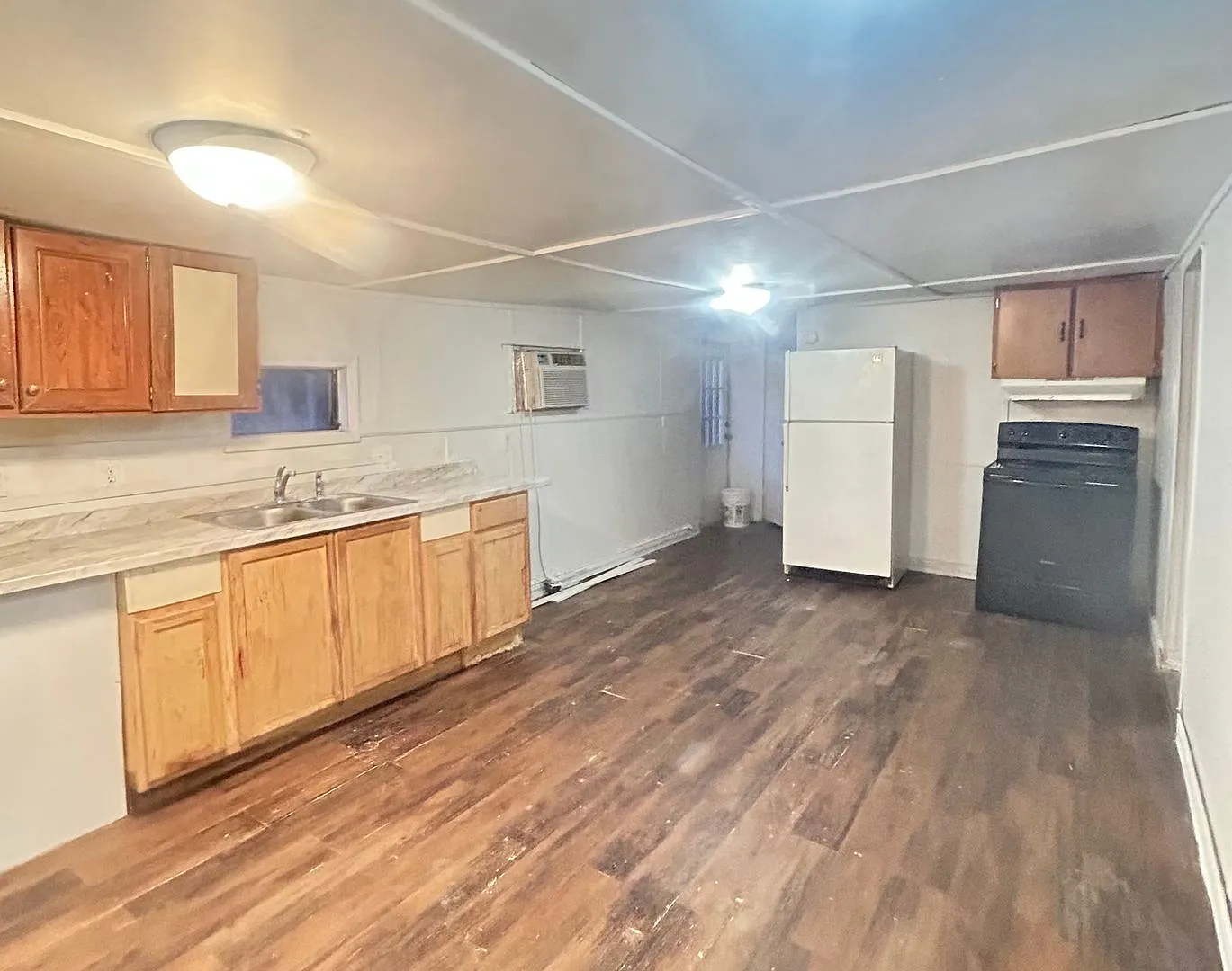 Available Now! Rent this affordable 3 bedroom home in Aiken! — Photo 3
