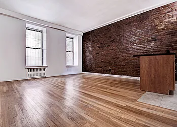 Rented by Urbane Brokerage