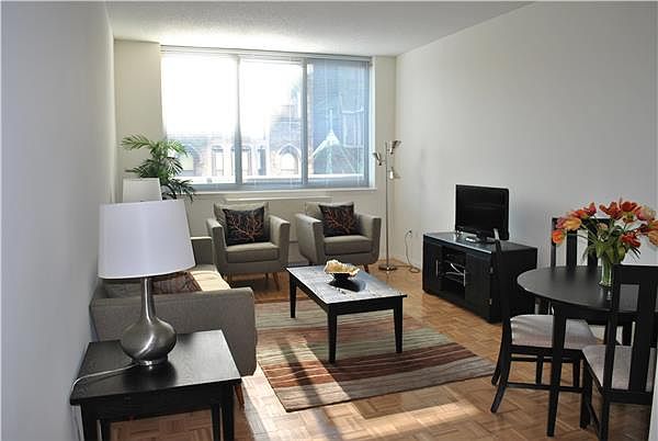 2nd image of 561 10th Ave APT 6L