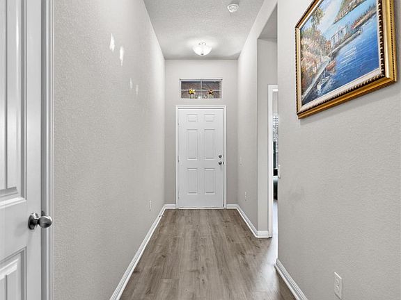 4th image of 13809 Harrisglenn Dr